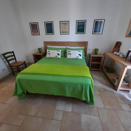 le radici Bed and Breakfast Monopoli Exterior foto