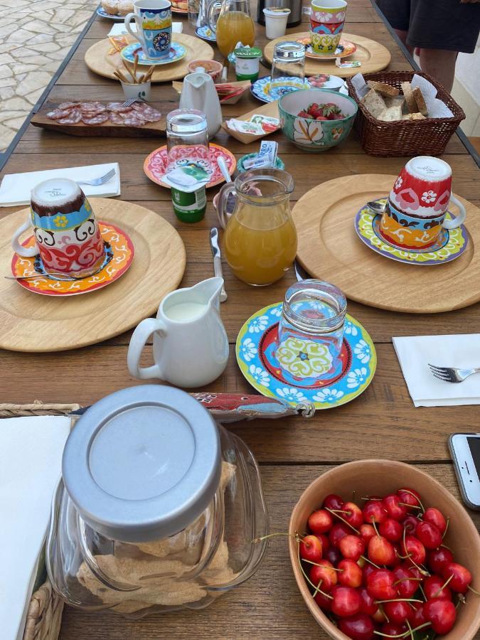 le radici Bed and Breakfast Monopoli Exterior foto